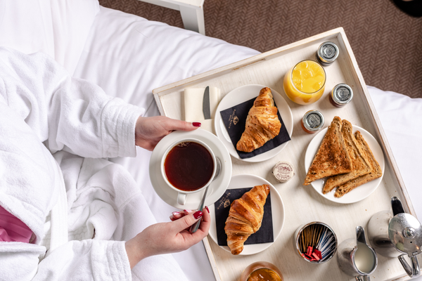 WEEKEND BED & BREAKFAST