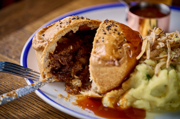 Pub Classic Pie & Mash + Pint