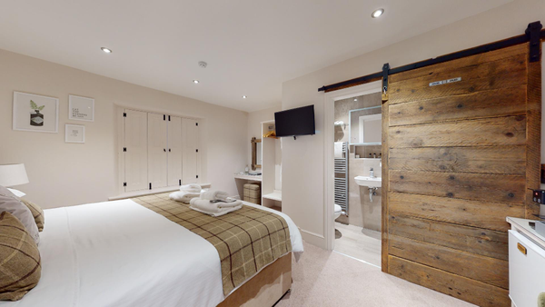 Dinner, Bed & Breakfast Voucher (Executive Room)